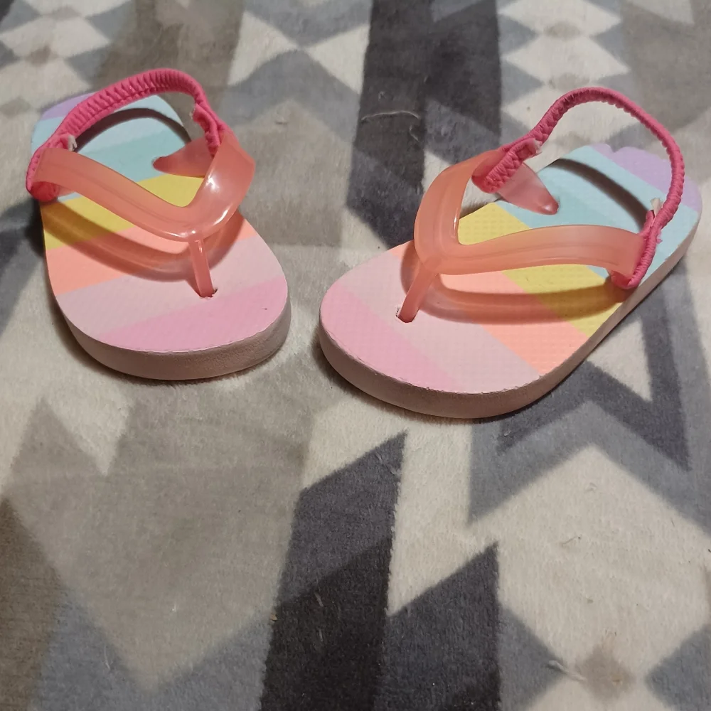 Toddler girls flip flops - Picture 2 of 4